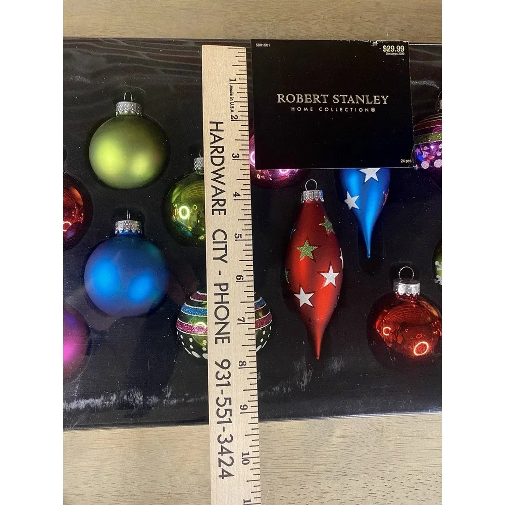 Lot 23 Robert Stanley Glass Christmas Ornaments Home collection vintage-new‎